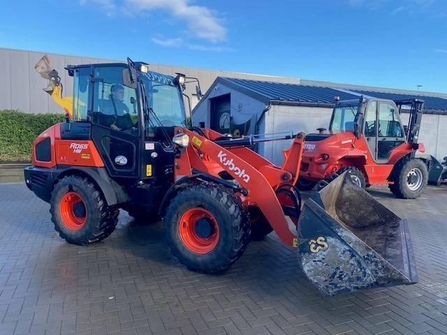 Kubota R 065 - Kolový nakladač: obrázek 5 Kubota R 065 - Kolový nakladač: obrázek 5