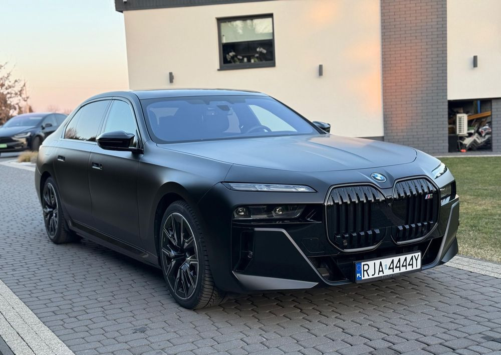 BMW Seria 7 - Sedan: obrázek 2 BMW Seria 7 - Sedan: obrázek 2