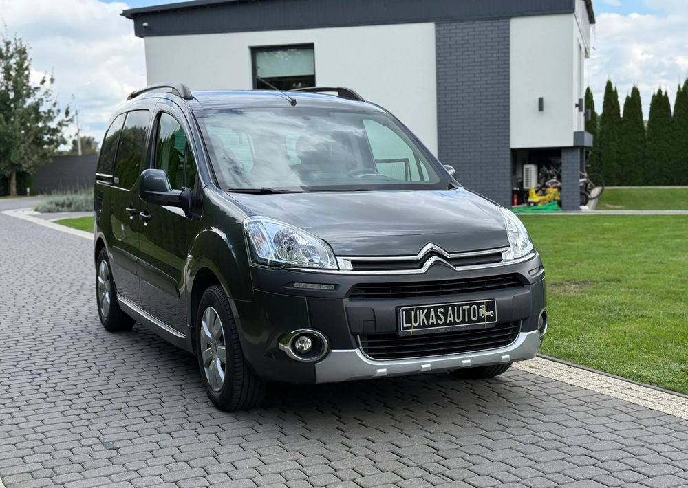 Citroën Berlingo 1.6 HDi XTR - Osobní auto: obrázek 3 Citroën Berlingo 1.6 HDi XTR - Osobní auto: obrázek 3