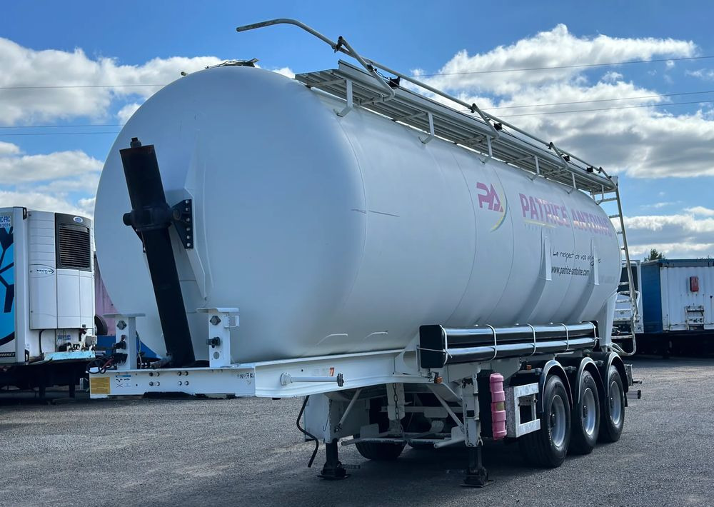 General Trailer 46 m3 KIPPER - Cisternový návěs: obrázek 3 General Trailer 46 m3 KIPPER - Cisternový návěs: obrázek 3