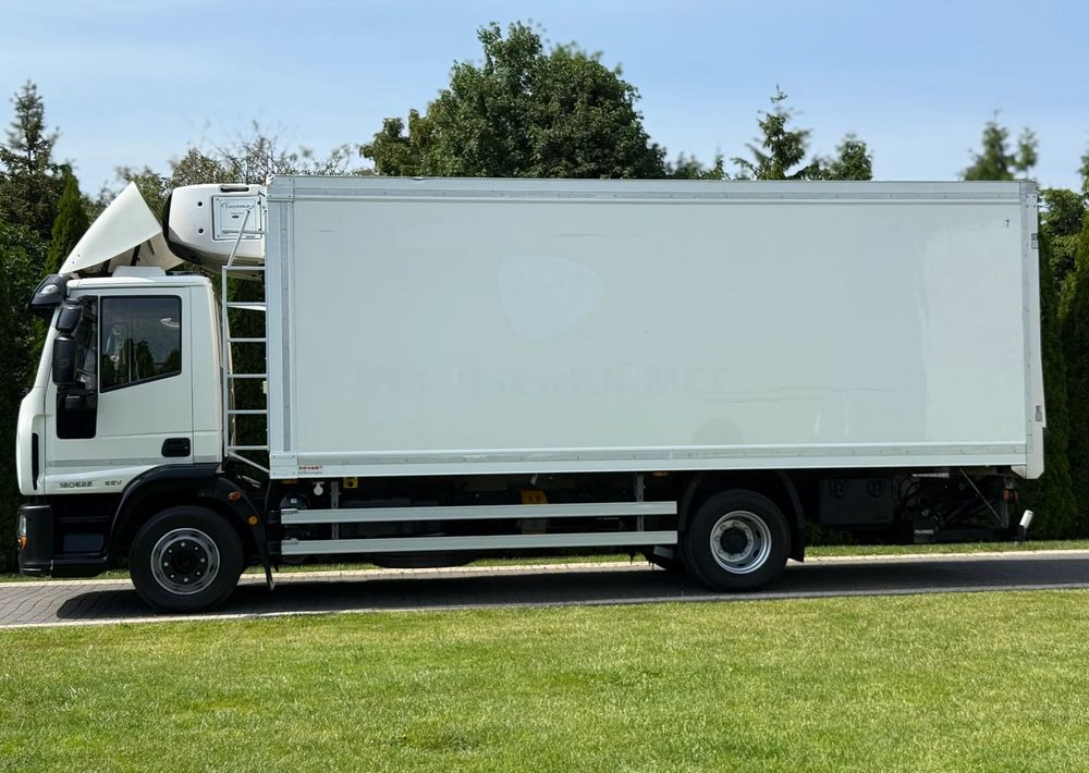 Iveco EUROCARGO 120 E22 CARRIER SUPRA 850 MT - Chladírenský nákladní automobil: obrázek 4 Iveco EUROCARGO 120 E22 CARRIER SUPRA 850 MT - Chladírenský nákladní automobil: obrázek 4