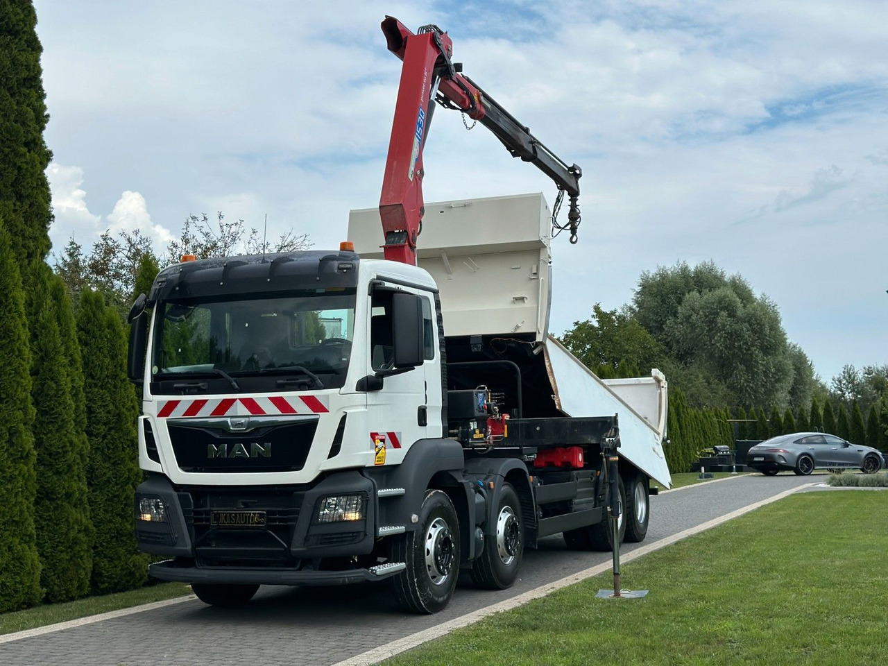 MAN TGS 440 / 8x4 /CRANE HMF 1530/ TIPPER - Sklápěč, Auto s hydraulickou rukou: obrázek 1 MAN TGS 440 / 8x4 /CRANE HMF 1530/ TIPPER - Sklápěč, Auto s hydraulickou rukou: obrázek 1