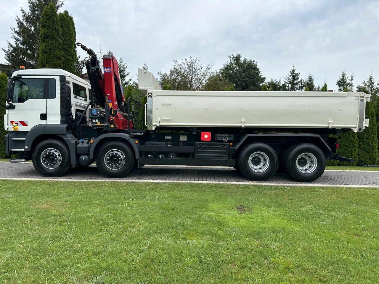 MAN TGS 440 / 8x4 /CRANE HMF 1530/ TIPPER - Sklápěč, Auto s hydraulickou rukou: obrázek 3 MAN TGS 440 / 8x4 /CRANE HMF 1530/ TIPPER - Sklápěč, Auto s hydraulickou rukou: obrázek 3