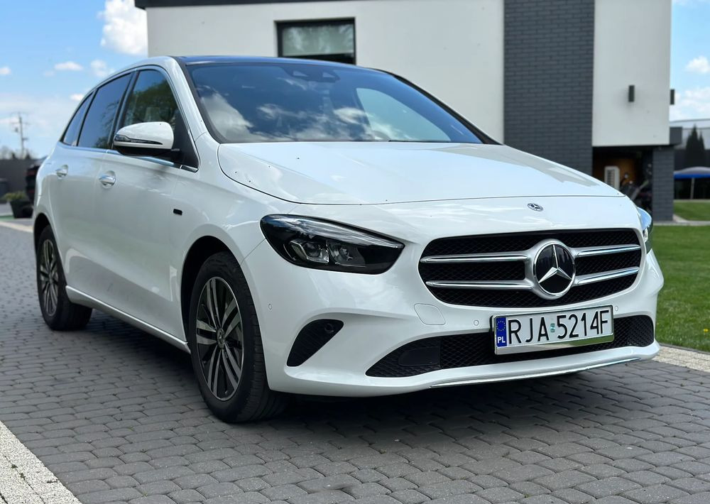 Mercedes-Benz Klasa B - Sedan: obrázek 3 Mercedes-Benz Klasa B - Sedan: obrázek 3