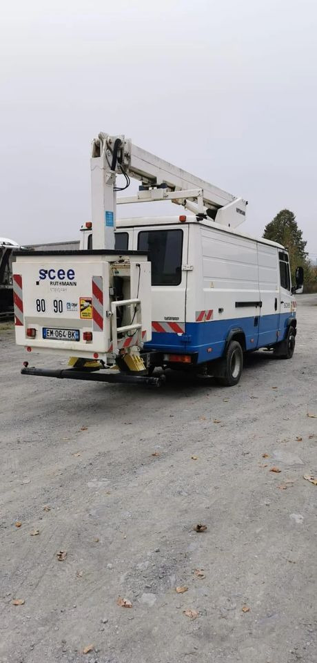 Mercedes-Benz VARIO 815D 17 M - Autoplošina: obrázek 4 Mercedes-Benz VARIO 815D 17 M - Autoplošina: obrázek 4