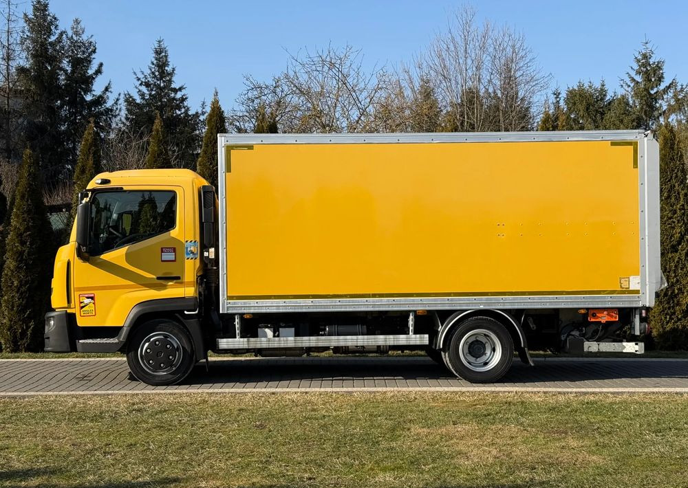 Renault D 7.5 KONTENER - Skříňový nákladní auto: obrázek 4 Renault D 7.5 KONTENER - Skříňový nákladní auto: obrázek 4