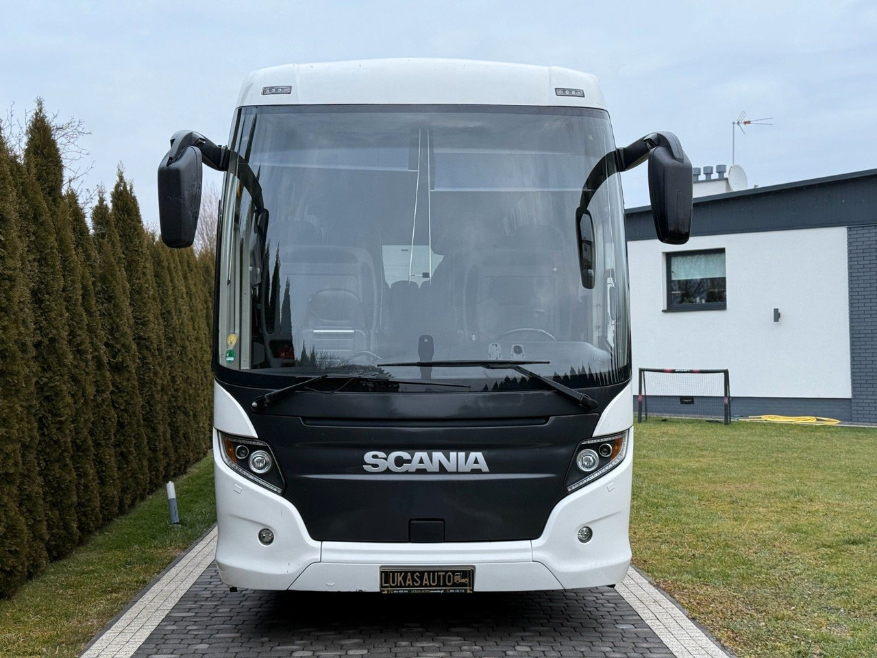 Scania TOURING HD - Turistický autobus: obrázek 2 Scania TOURING HD - Turistický autobus: obrázek 2