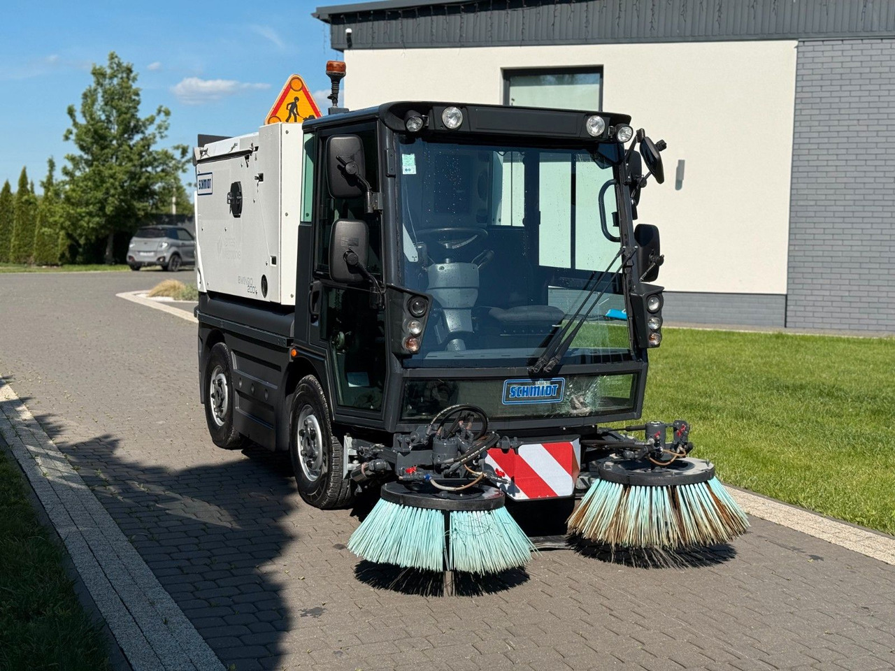 Schmidt SWINGO 200+ - Zametací vůz: obrázek 3 Schmidt SWINGO 200+ - Zametací vůz: obrázek 3