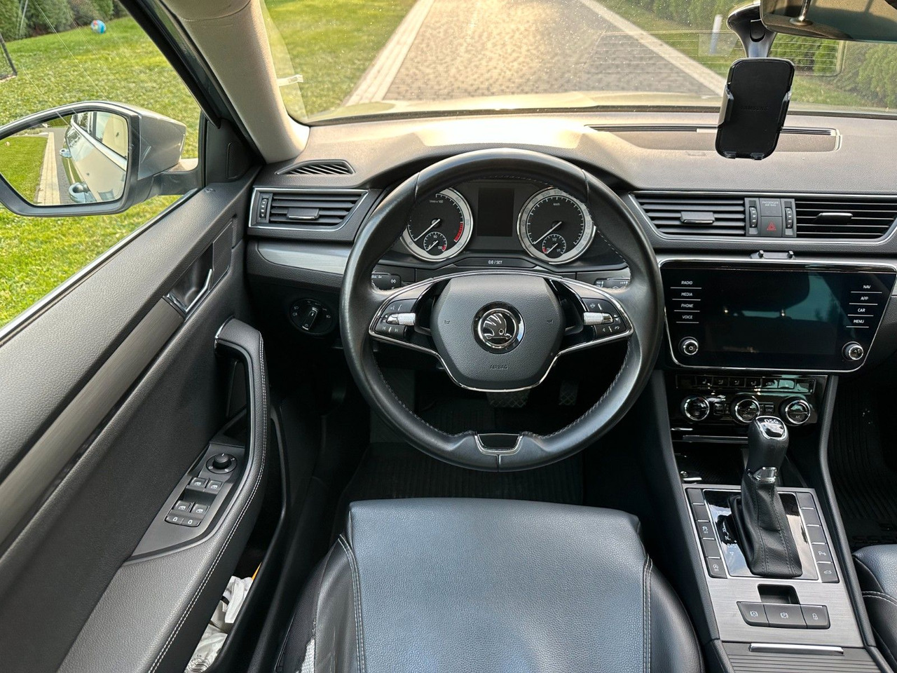 Osobní auto Skoda Superb 2.0 TDI SCR 147kW DSG STYLE COMBI: obrázek 10