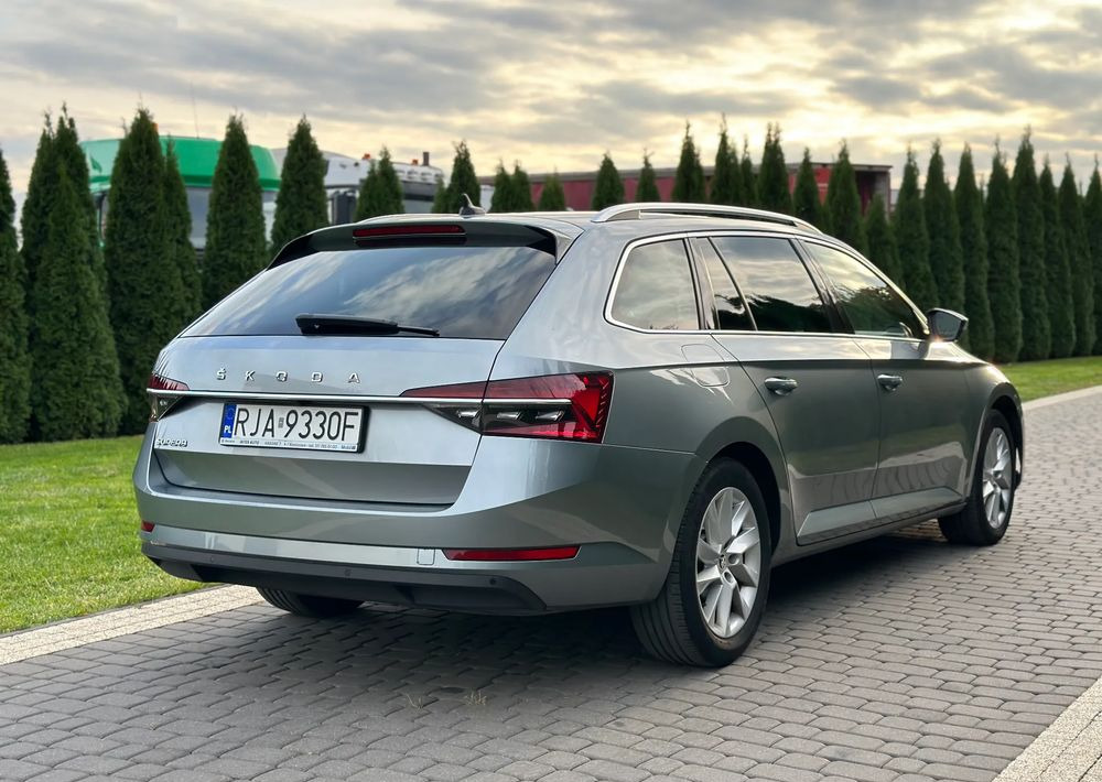 Skoda Superb 2.0 TDI SCR Style DSG - Osobní auto: obrázek 5 Skoda Superb 2.0 TDI SCR Style DSG - Osobní auto: obrázek 5