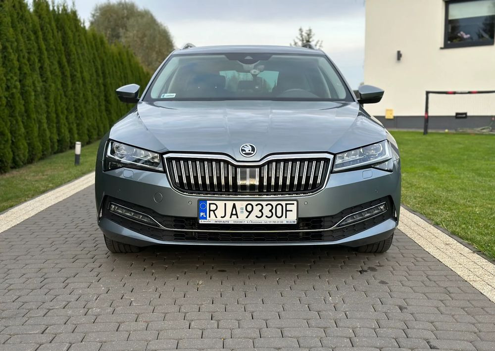 Skoda Superb 2.0 TDI SCR Style DSG - Osobní auto: obrázek 2 Skoda Superb 2.0 TDI SCR Style DSG - Osobní auto: obrázek 2