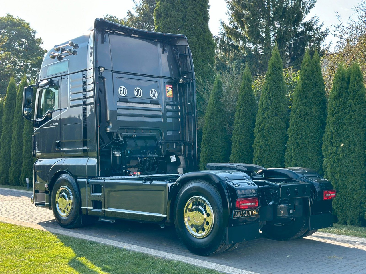 MAN TGX 18.580 D38 XXL RETARDER - Tahač: obrázek 5 MAN TGX 18.580 D38 XXL RETARDER - Tahač: obrázek 5