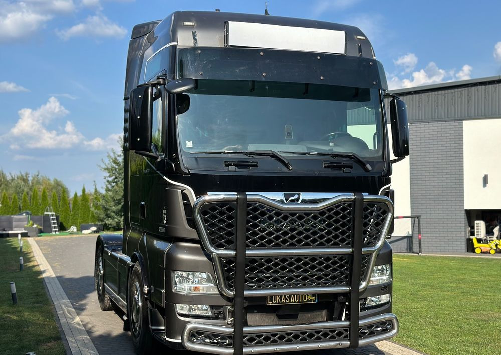MAN TGX 18.580 D38 XXL RETARDER - Tahač: obrázek 3 MAN TGX 18.580 D38 XXL RETARDER - Tahač: obrázek 3