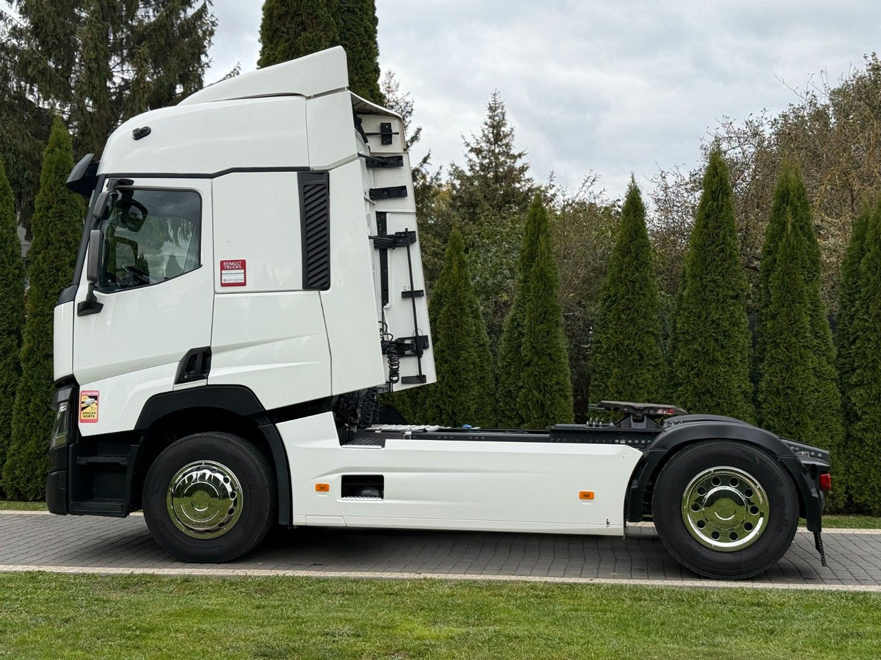 Renault T 480 13 L SPOILER - Tahač: obrázek 4 Renault T 480 13 L SPOILER - Tahač: obrázek 4