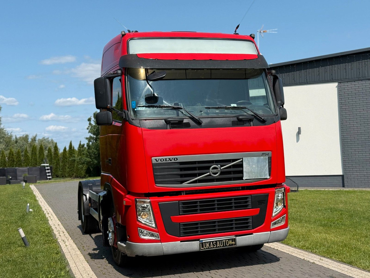 Volvo FH 420 AUTOMATIC EURO 5 - Tahač: obrázek 4 Volvo FH 420 AUTOMATIC EURO 5 - Tahač: obrázek 4