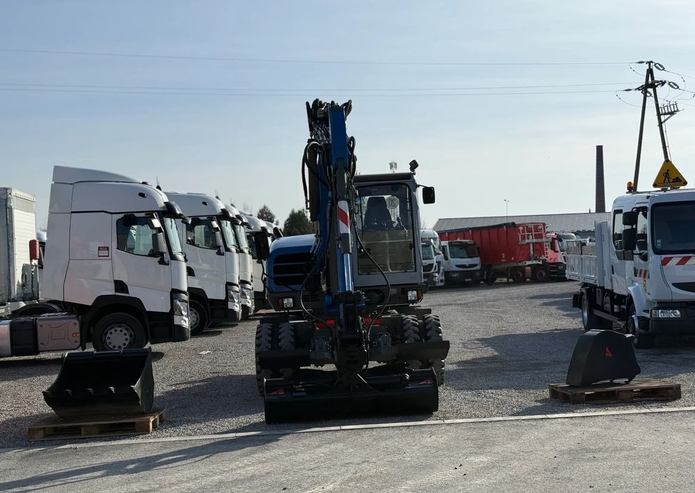 Wacker Neuson 9503-2 TRZY ŁYŻKI - Kolesové rýpadlo: obrázek 2 Wacker Neuson 9503-2 TRZY ŁYŻKI - Kolesové rýpadlo: obrázek 2