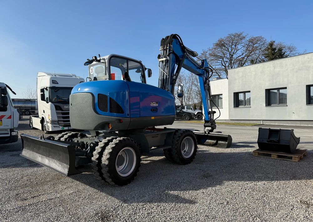Kolesové rýpadlo Wacker Neuson 9503-2 TRZY ŁYŻKI: obrázek 7
