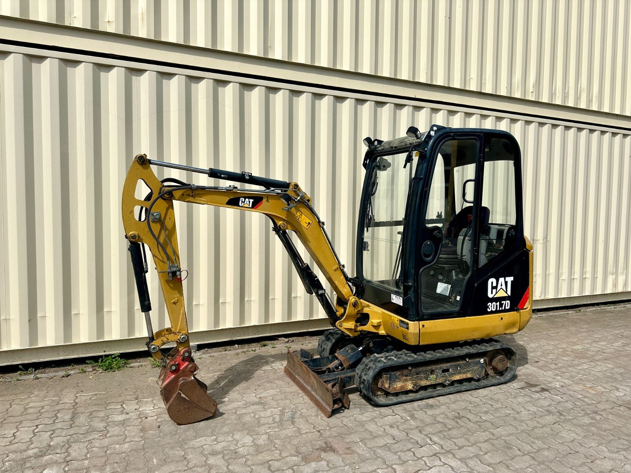 CAT 301.7D / 2014 Baujahr / 2.796 H - Mini rýpadlo: obrázek 2 CAT 301.7D / 2014 Baujahr / 2.796 H - Mini rýpadlo: obrázek 2