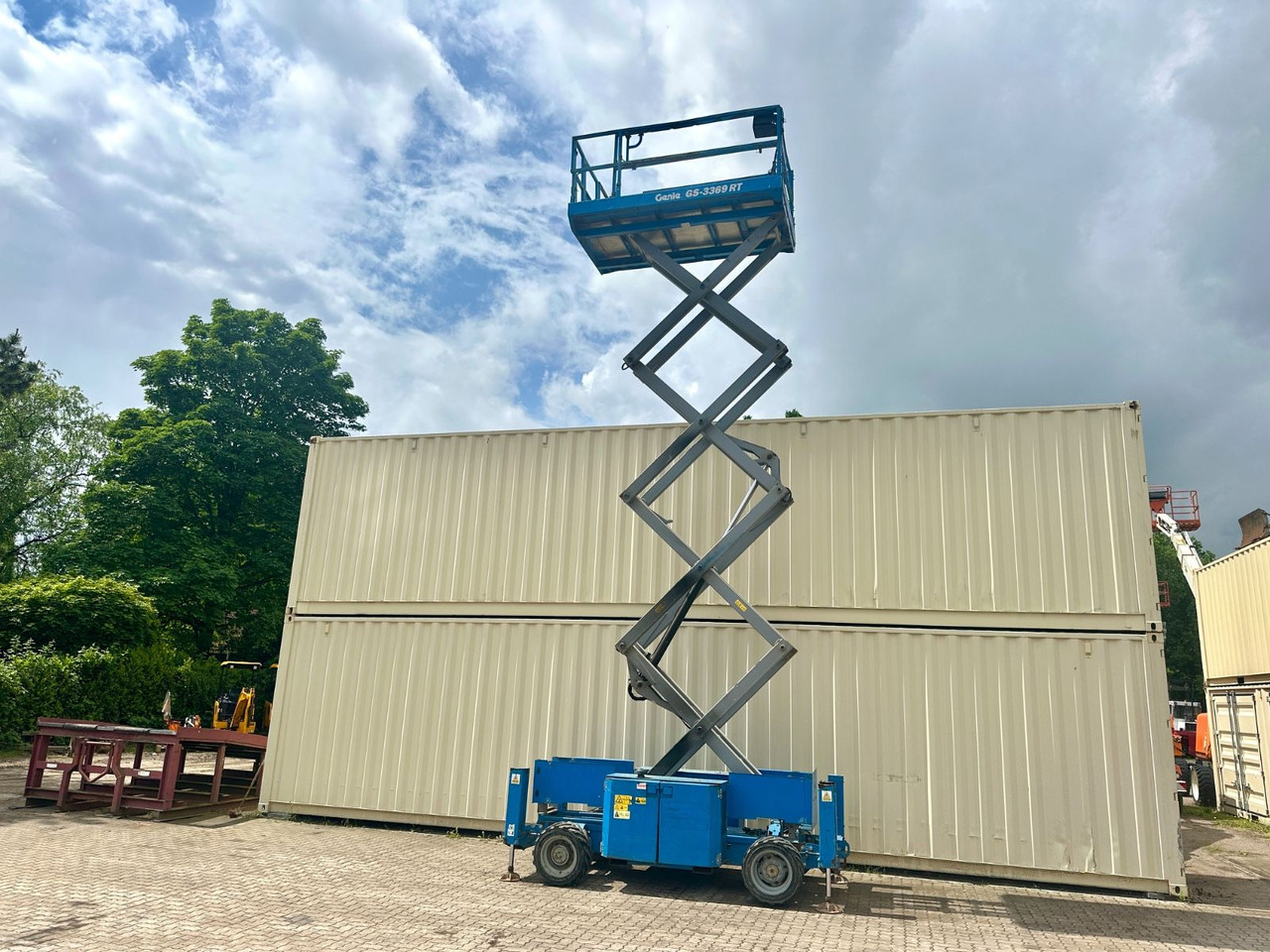 Genie GS3369RT 4x4 Scherenbühne, 12 Meter - Nůžková plošina: obrázek 4 Genie GS3369RT 4x4 Scherenbühne, 12 Meter - Nůžková plošina: obrázek 4