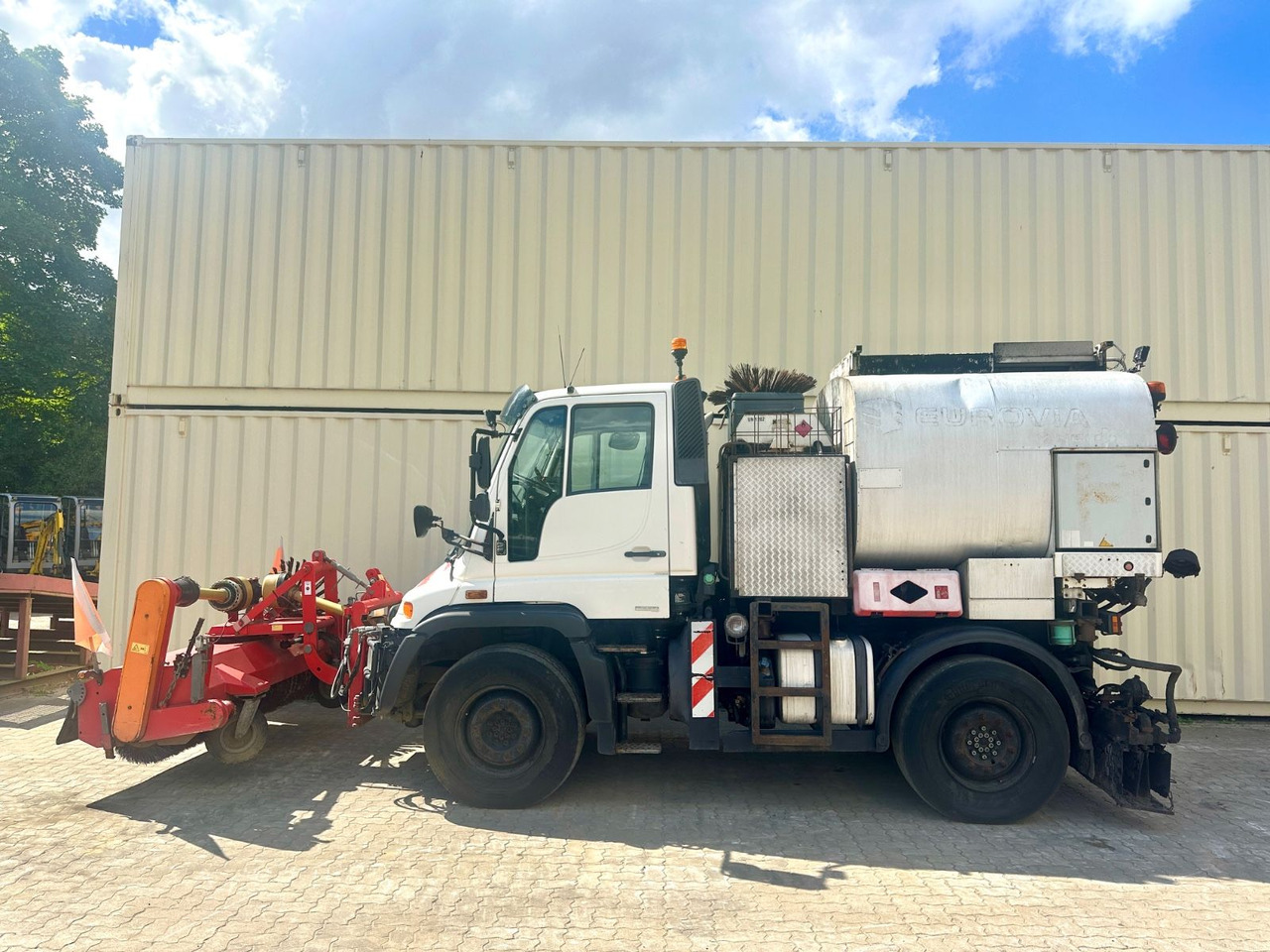 Unimog U400 Schäfer-Technic Bitum/Asphalt / TÜV 02/2026 - Technika pro ukládaní asfaltu: obrázek 2 Unimog U400 Schäfer-Technic Bitum/Asphalt / TÜV 02/2026 - Technika pro ukládaní asfaltu: obrázek 2