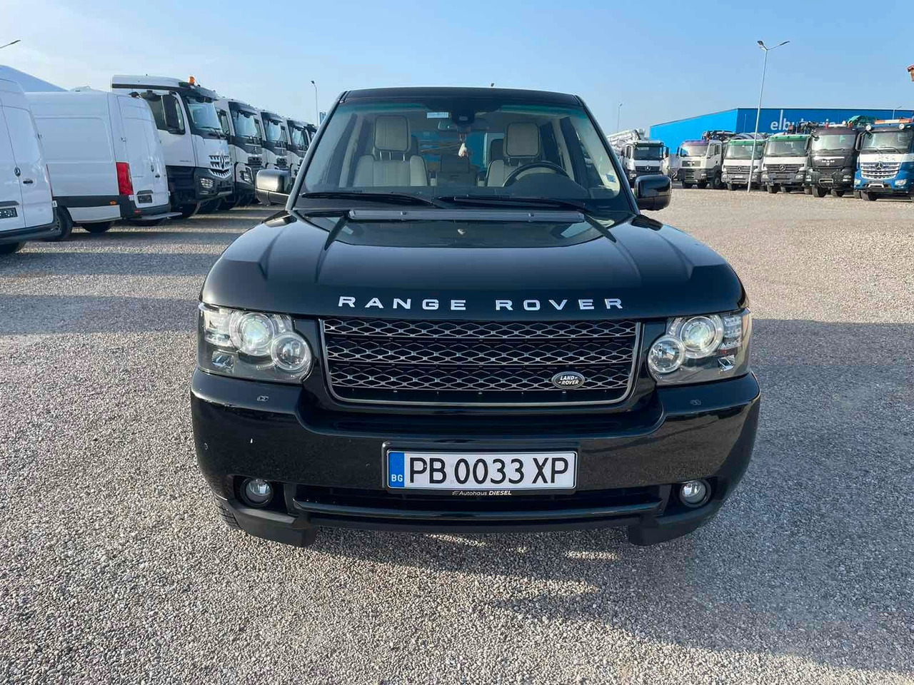 Land Rover Range Rover Vogue 4.4 TDV8 - SUV: obrázek 2 Land Rover Range Rover Vogue 4.4 TDV8 - SUV: obrázek 2