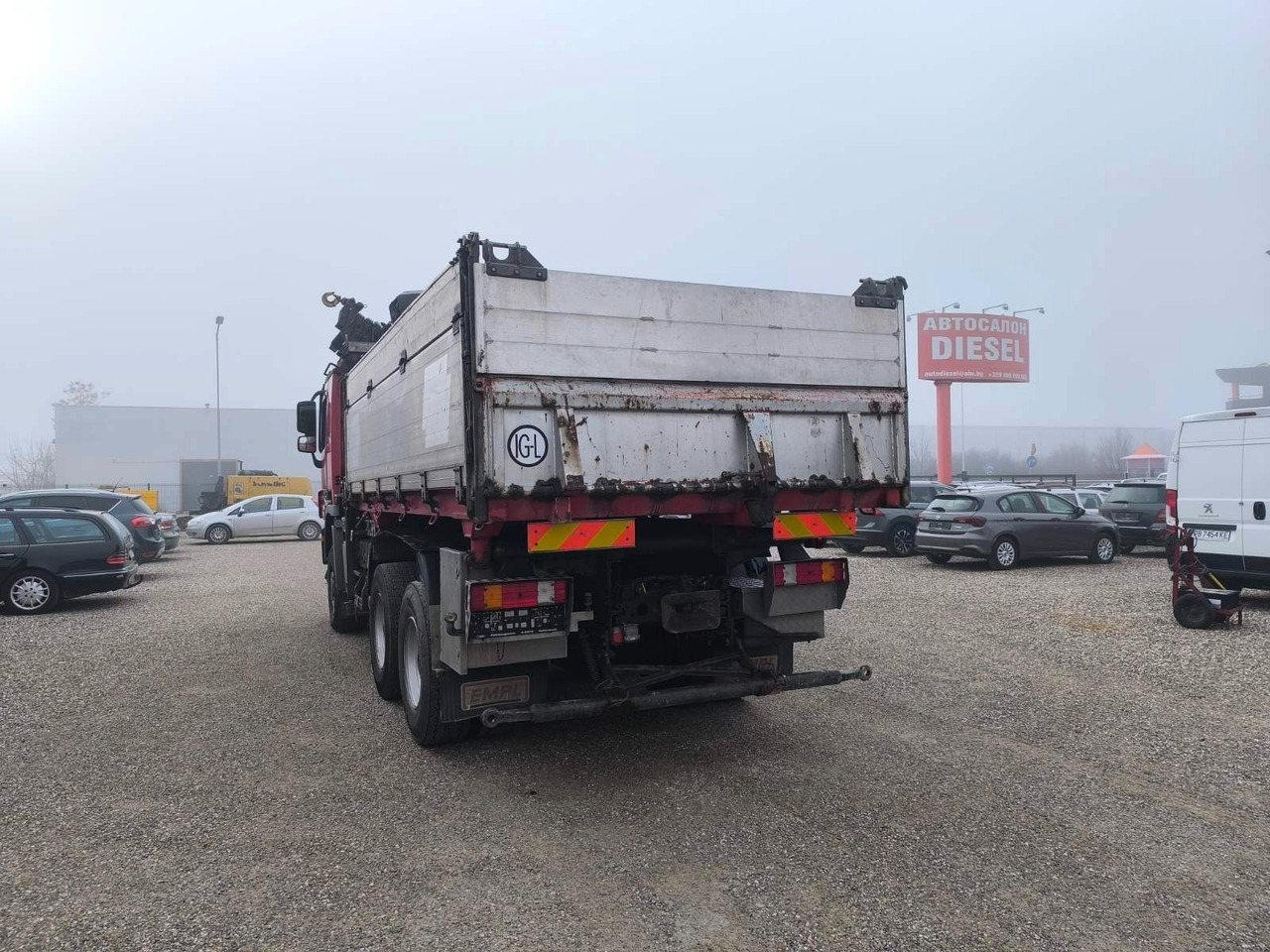Mercedes-Benz ACTROS 3355 V8 6X6 HIAB 211 EP-5 HIPRO - Sklápěč, Auto s hydraulickou rukou: obrázek 5 Mercedes-Benz ACTROS 3355 V8 6X6 HIAB 211 EP-5 HIPRO - Sklápěč, Auto s hydraulickou rukou: obrázek 5