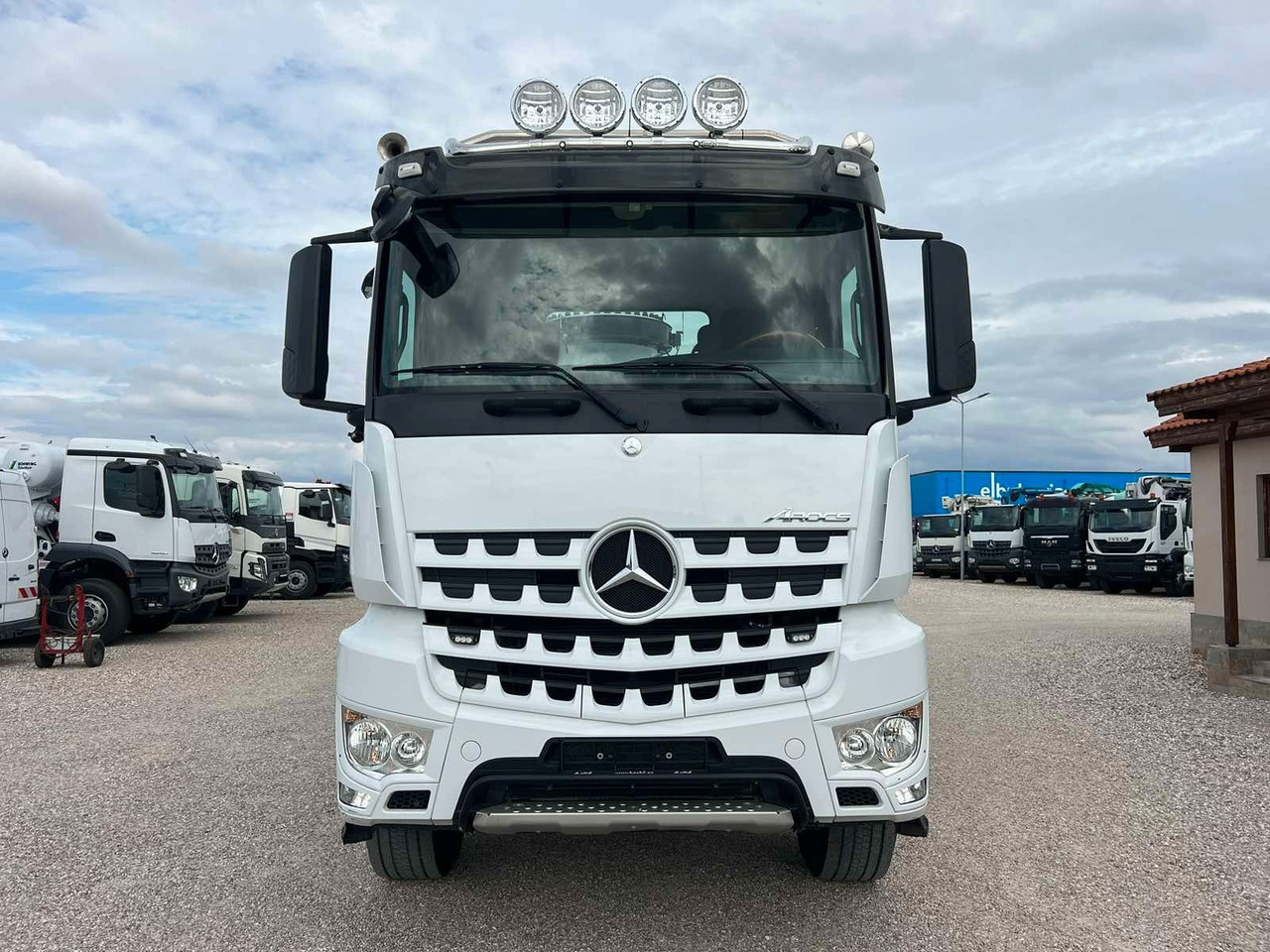 Mercedes-Benz AROCS 3251 CIFA MAGNUM MK28.4L - Autočerpadlo: obrázek 2 Mercedes-Benz AROCS 3251 CIFA MAGNUM MK28.4L - Autočerpadlo: obrázek 2