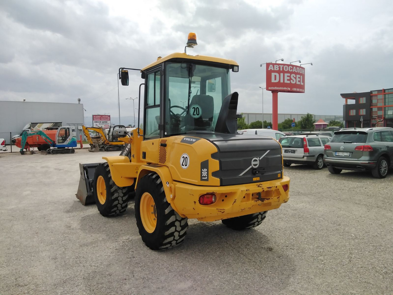 VOLVO L30G - Kolový nakladač: obrázek 5 VOLVO L30G - Kolový nakladač: obrázek 5