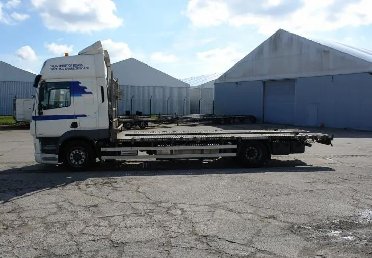 DAF CF 410 EURO 6 Laweta - Platforma super stan - Nákladní automobil valníkový/ Plošinový: obrázek 4 DAF CF 410 EURO 6 Laweta - Platforma super stan - Nákladní automobil valníkový/ Plošinový: obrázek 4