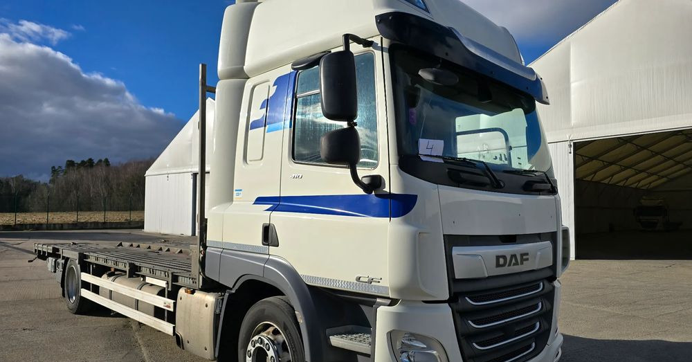 DAF CF 410 EURO 6 Laweta - Platforma super stan - Nákladní automobil valníkový/ Plošinový: obrázek 1 DAF CF 410 EURO 6 Laweta - Platforma super stan - Nákladní automobil valníkový/ Plošinový: obrázek 1
