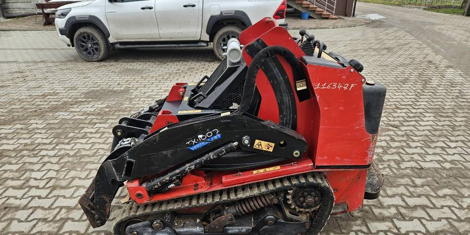 Miniładowarka Toro Dingo TX1000 bobcat ditch witch - Rýpadlo-nakladač: obrázek 1 Miniładowarka Toro Dingo TX1000 bobcat ditch witch - Rýpadlo-nakladač: obrázek 1