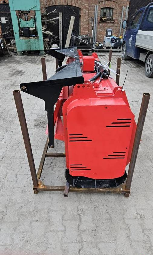 Nowy mulcher leśny GIYI bęben 181 cm 50 zębów Bobcat mini ładowarka - Lesní mulčovač: obrázek 3 Nowy mulcher leśny GIYI bęben 181 cm 50 zębów Bobcat mini ładowarka - Lesní mulčovač: obrázek 3