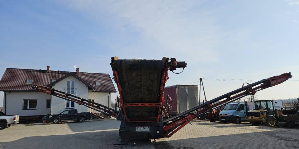 Przesiewacz mobilny Sandvik QE241 tylko 2980 h - Třídič: obrázek 4 Przesiewacz mobilny Sandvik QE241 tylko 2980 h - Třídič: obrázek 4