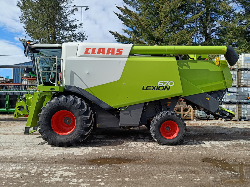 Claas Lexion 670 V750 - Sklízecí mlátička: obrázek 2 Claas Lexion 670 V750 - Sklízecí mlátička: obrázek 2