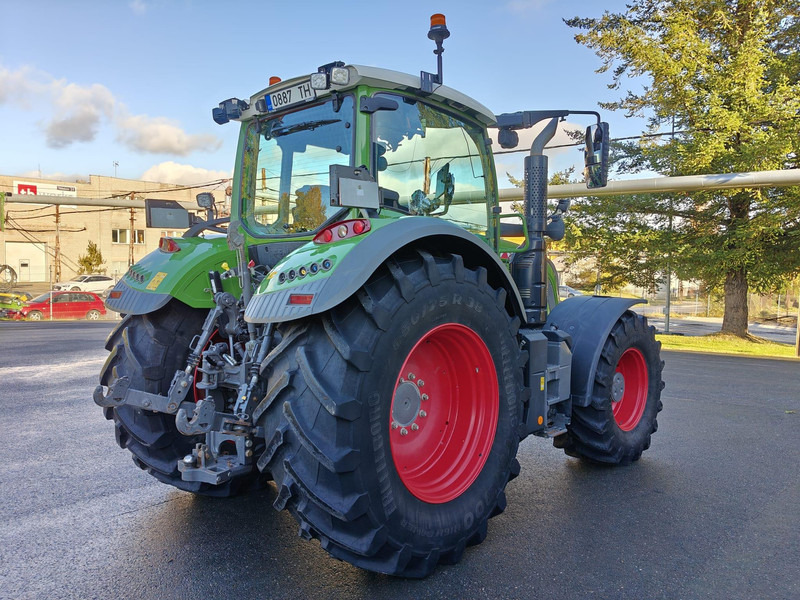 Fendt 724 Vario Profi plus - Traktor: obrázek 3 Fendt 724 Vario Profi plus - Traktor: obrázek 3