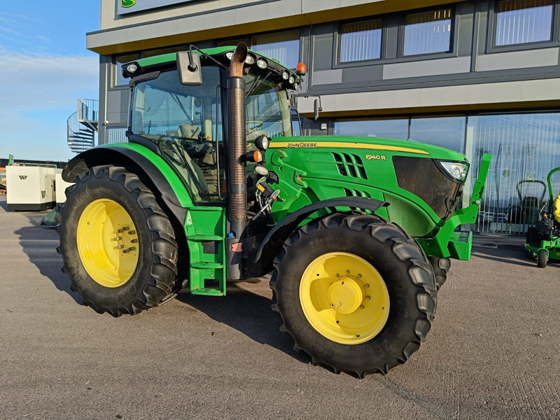 John Deere 6140R - Traktor: obrázek 1 John Deere 6140R - Traktor: obrázek 1