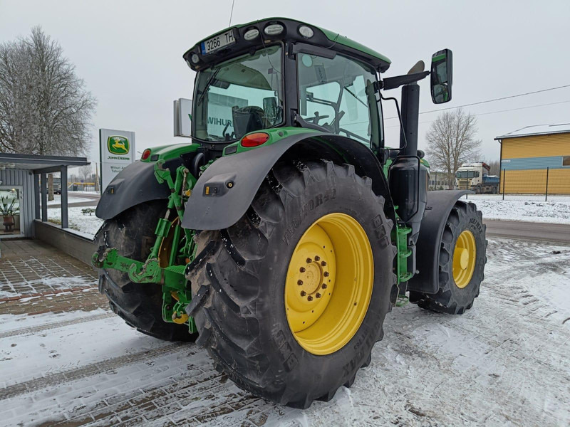 John Deere 6215R - Traktor: obrázek 3 John Deere 6215R - Traktor: obrázek 3