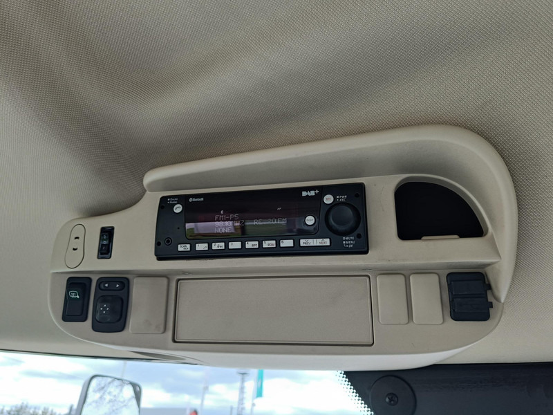 Traktor John Deere 6R 175: obrázek 15 Traktor John Deere 6R 175: obrázek 15