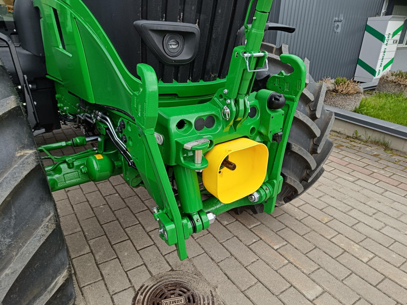 Traktor John Deere 6R 175: obrázek 9 Traktor John Deere 6R 175: obrázek 9