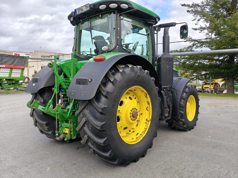 John Deere 7290R e23 - Traktor: obrázek 3 John Deere 7290R e23 - Traktor: obrázek 3