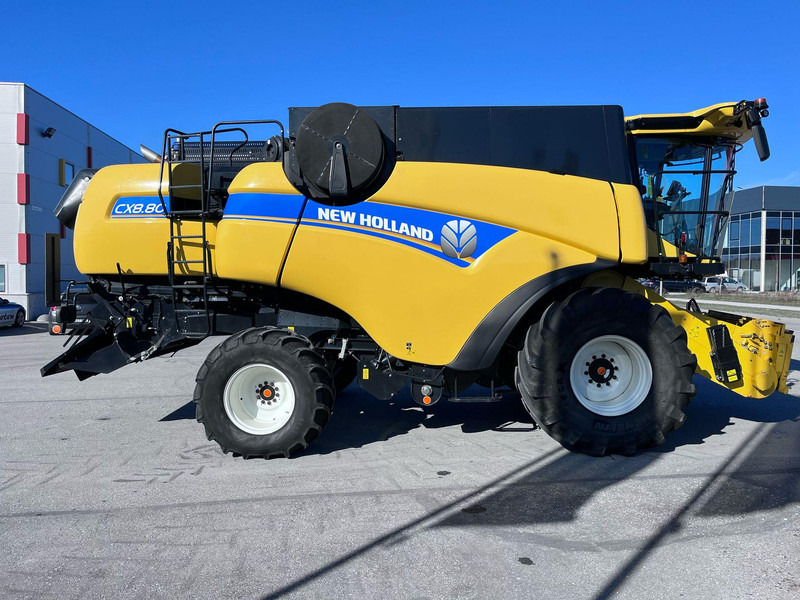 New Holland CX 8.80 - Sklízecí mlátička: obrázek 2 New Holland CX 8.80 - Sklízecí mlátička: obrázek 2