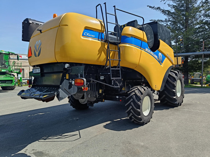 New Holland CX6090 - Sklízecí mlátička: obrázek 3 New Holland CX6090 - Sklízecí mlátička: obrázek 3