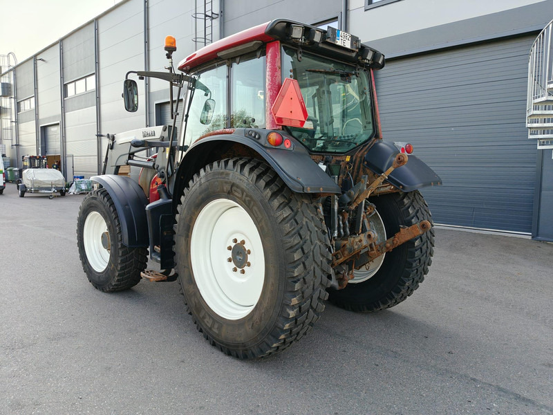 Valtra N101 - Traktor: obrázek 3 Valtra N101 - Traktor: obrázek 3