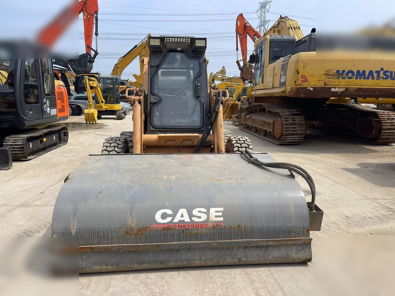 CASE 85XT - Smykový nakladač: obrázek 3 CASE 85XT - Smykový nakladač: obrázek 3