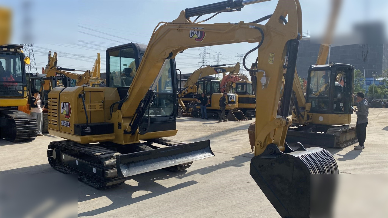 CATERPILLAR 305.5E - Mini rýpadlo: obrázek 2 CATERPILLAR 305.5E - Mini rýpadlo: obrázek 2