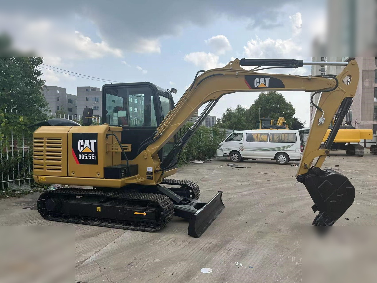 CATERPILLAR 305.5E2 - Mini rýpadlo: obrázek 3 CATERPILLAR 305.5E2 - Mini rýpadlo: obrázek 3