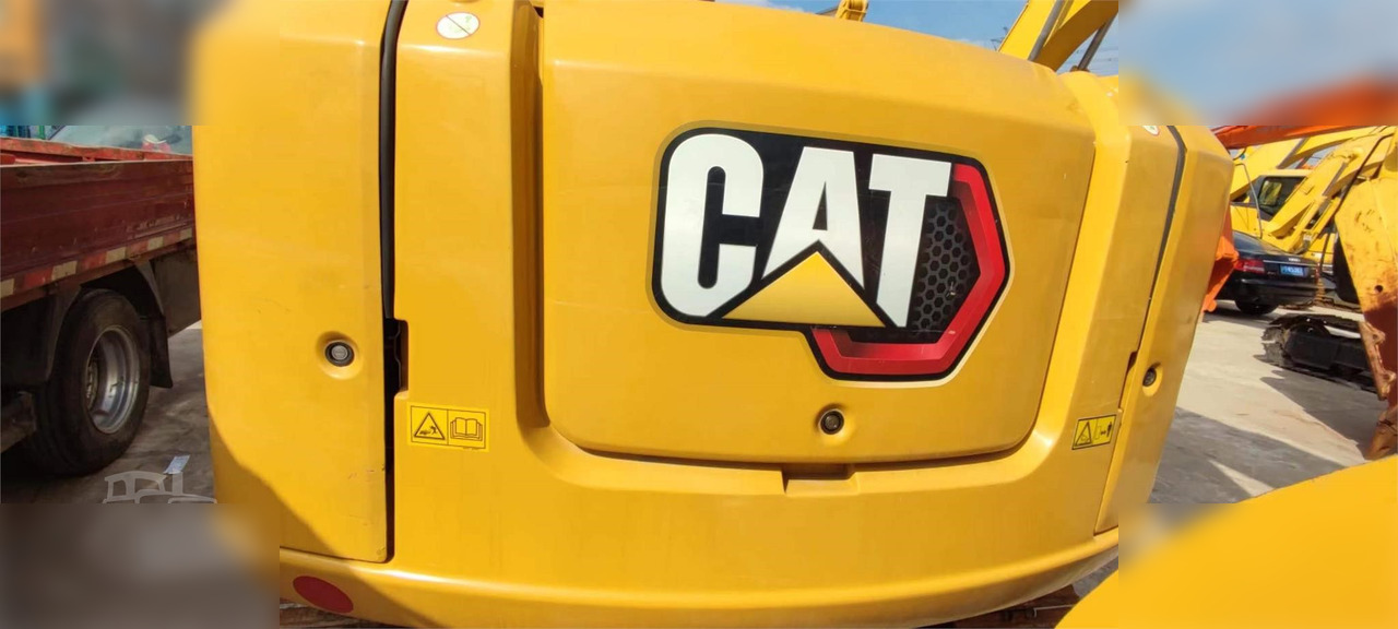 CATERPILLAR 305.5E2 - Mini rýpadlo: obrázek 2 CATERPILLAR 305.5E2 - Mini rýpadlo: obrázek 2