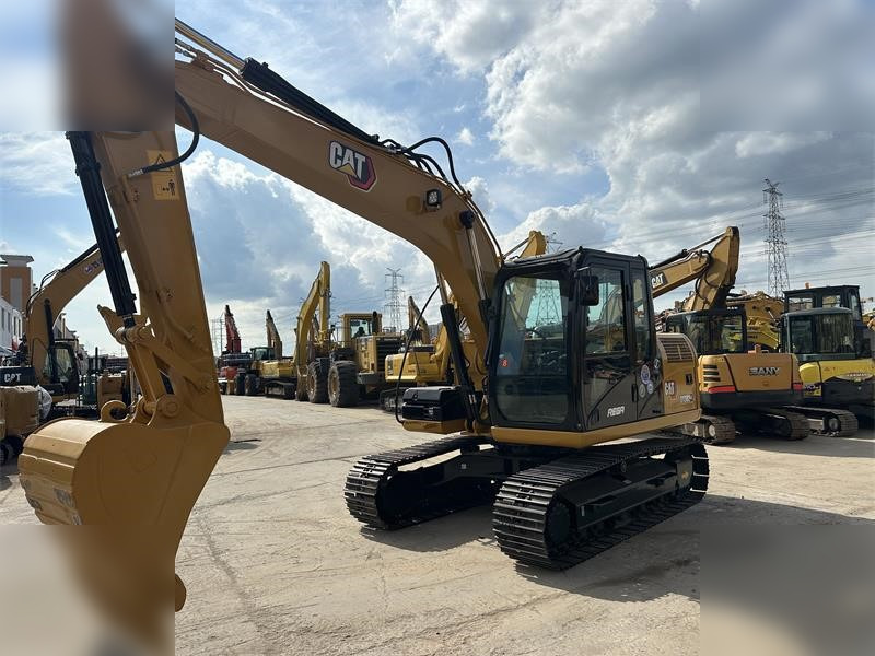 CATERPILLAR 313D2 GC - Pásové rýpadlo: obrázek 2 CATERPILLAR 313D2 GC - Pásové rýpadlo: obrázek 2
