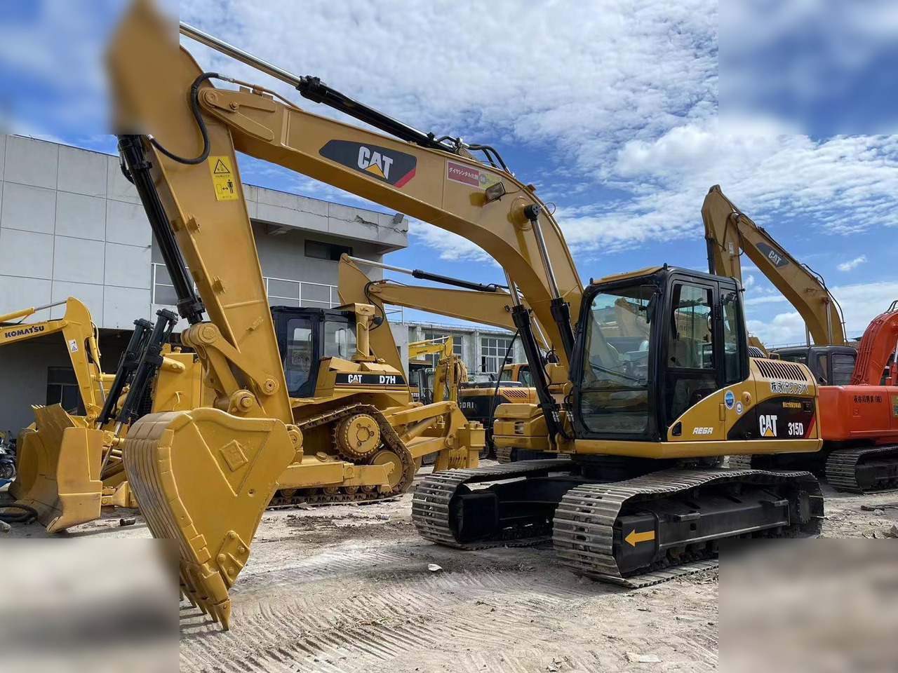 Pásové rýpadlo CATERPILLAR 315D: obrázek 6