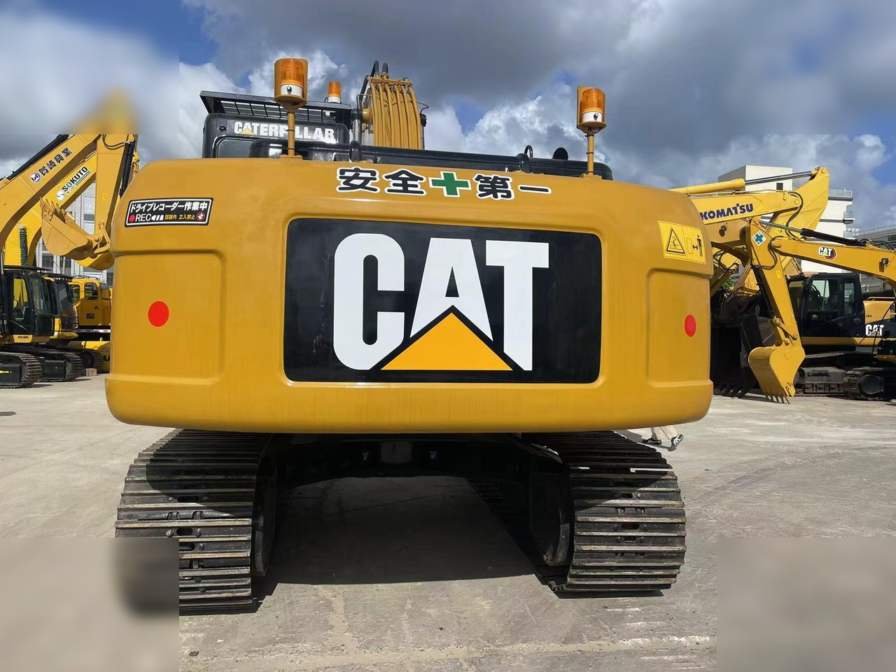 CATERPILLAR 320D - Pásové rýpadlo: obrázek 3 CATERPILLAR 320D - Pásové rýpadlo: obrázek 3